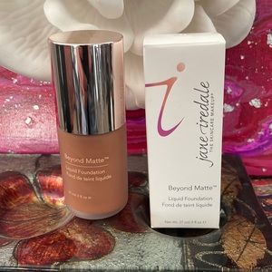 Jane Iredale Beyond Matte Liquid Foundation